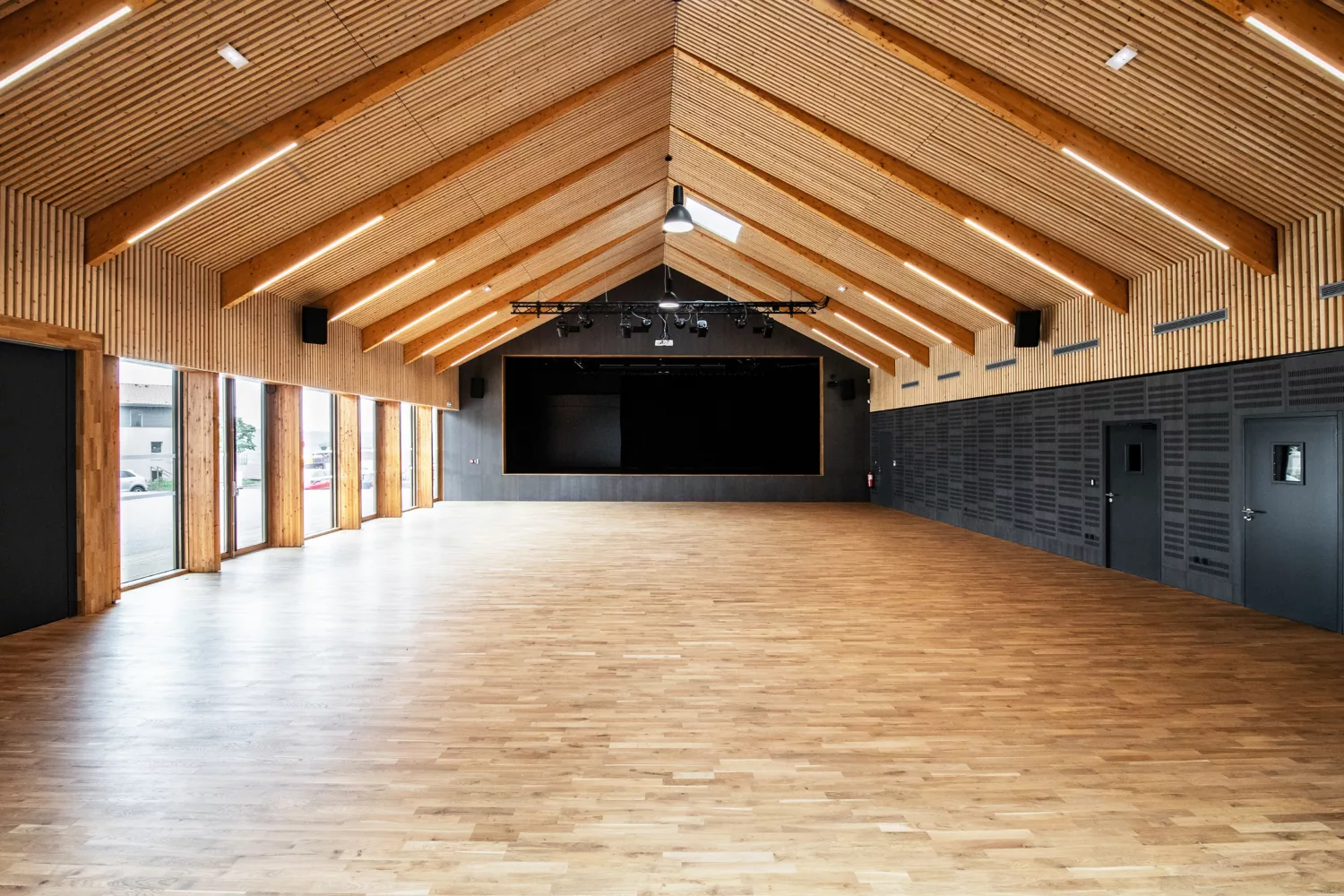 Salle polyvalente La Grange Lucinges Salle polyvalente La Grange Lucinges
