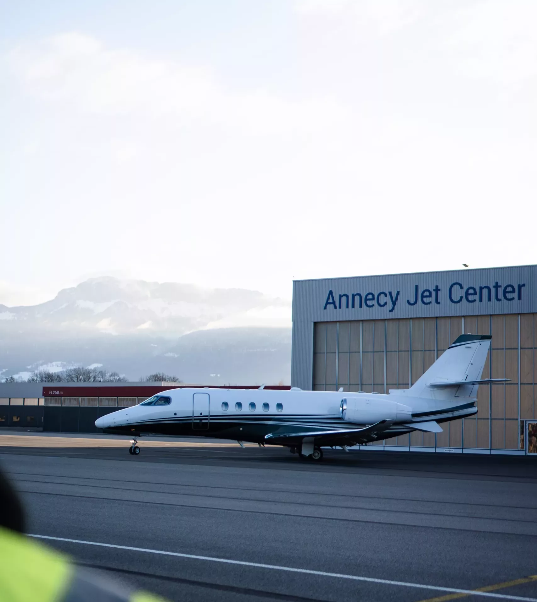Annecy Jet Center
